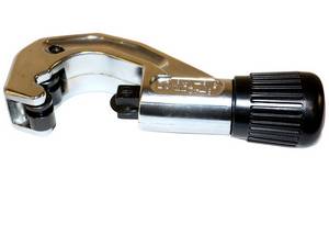 Envirosafe Premium Tube Cutter w/Retractable Deburring Blade Photo - Click to Enlarge